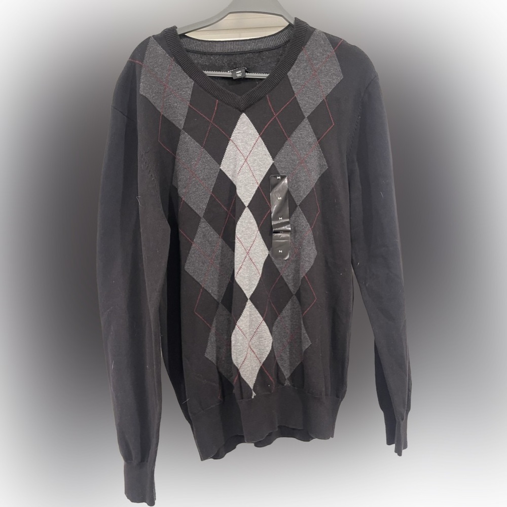 Classic Argyle V-Neck Sweater
